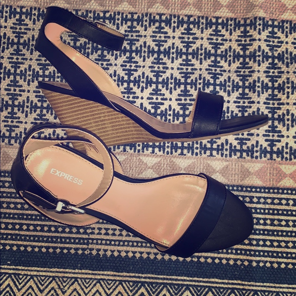Black Wedges sz 8